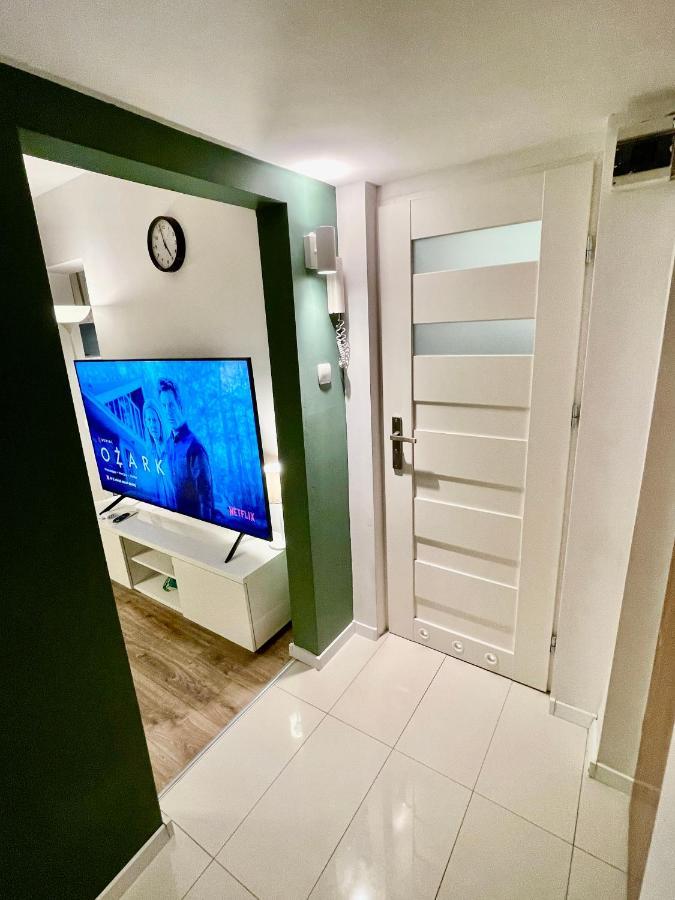 Holiday Metro Fast Wifi Tv'70 Netflix Hbo Appletv Варшава Екстер'єр фото